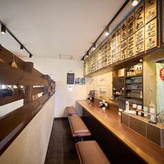 【カウンター席：2名様×3席】　お1人様も大歓迎◎広々としたカウンター席です♪