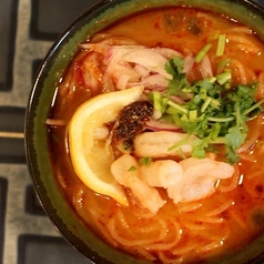 トムヤム冷麺