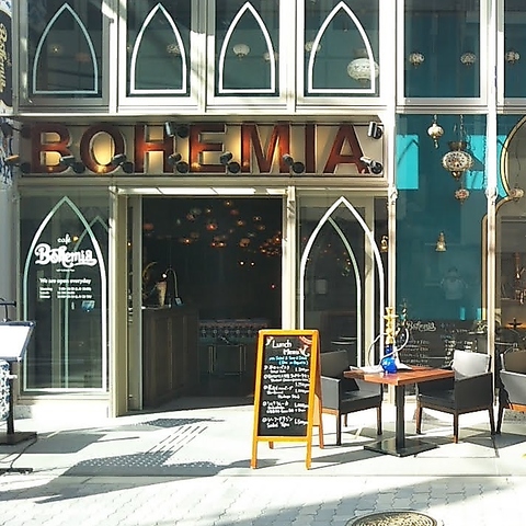 Cafe BOHEMIA �J�t�F�{�w�~�A �S�֋�