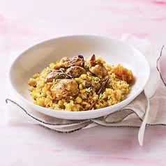 炭焼きチキンのガーリックバターピラフ