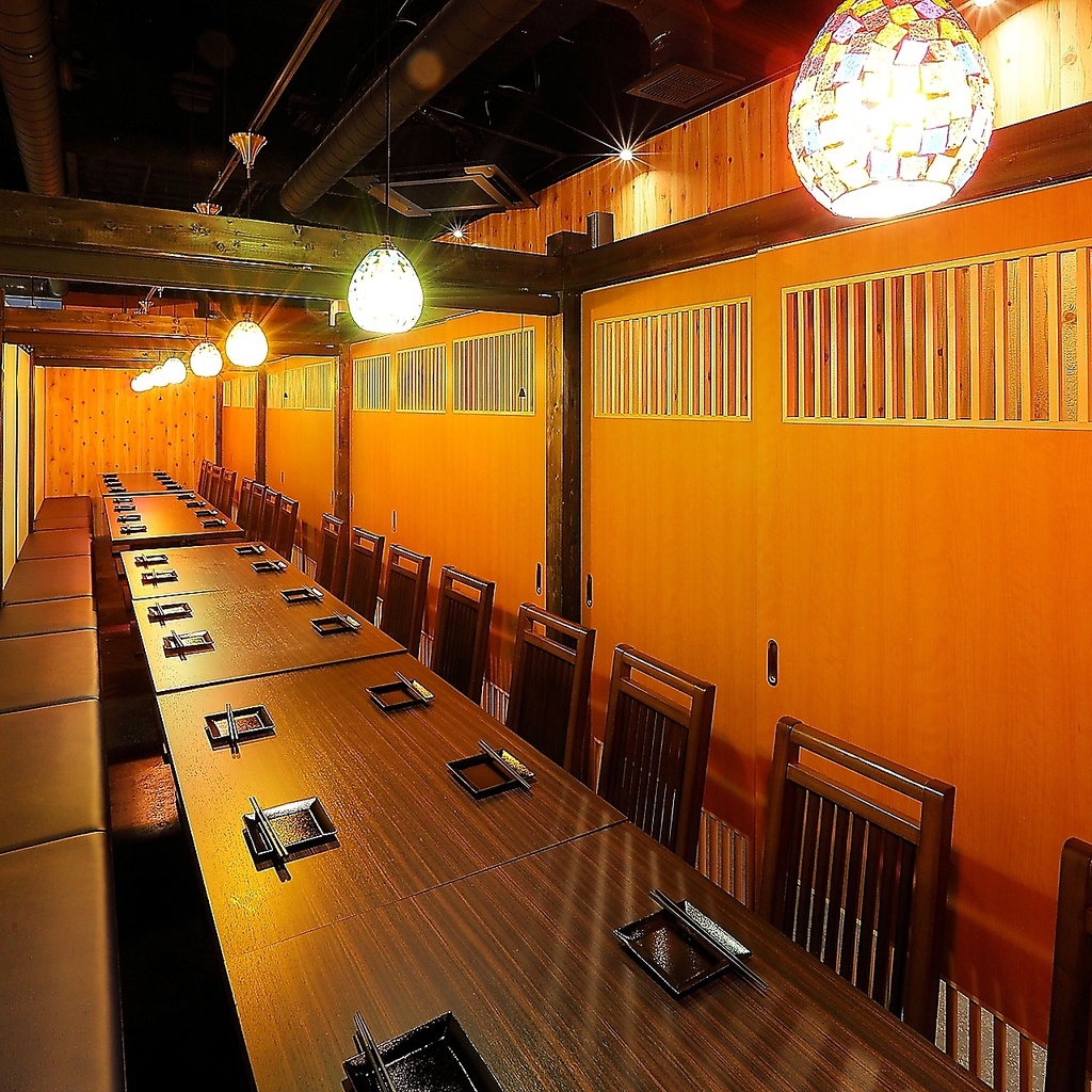 仙台駅2分【全席個室】三陸産殻牡蠣×肉寿司×日本酒 が美味しい