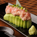 料理メニュー写真&nbsp;ねぎとろアボカド刺し