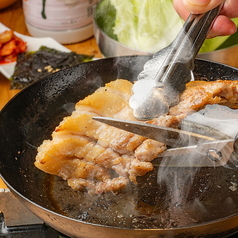 韓国酒場ラフバルの特集写真