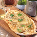 料理メニュー写真 柚子胡椒香る、茅ヶ崎産タタミイワシのピザ