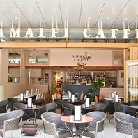 ストーブ完備のテラス席