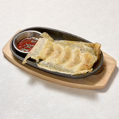 鉄板焼き餃子
