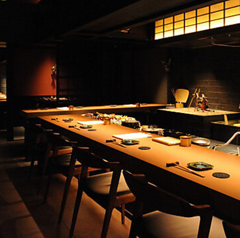 ≪大人が集う池袋の隠れ家へ≫炉端焼きを中心に、本格和食と共に美味しいお酒を堪能！