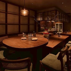 【カウンター】会社帰りにもサクッと来店したくなる、オシャレな空間。デートや女子会にも◎