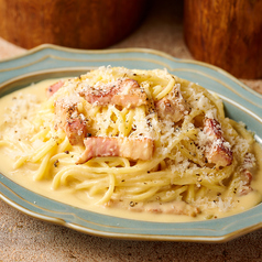 自家製パンチェッタのカルボナーラ