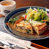 リーズナブルなランチセットで、お手軽に楽しみましょう