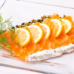 岩姫サーモンのグリーンペッパーマリネ