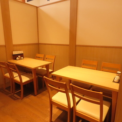 4席 × 17卓