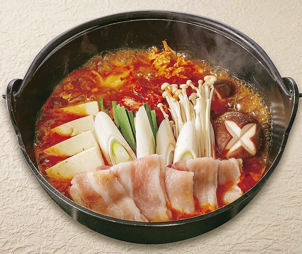 ピリッとした辛さが食欲を刺激する！