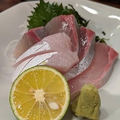 料理メニュー写真 かんぱち/まぐろ赤身/たい/サーモン　各