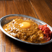 当店人気のカレーライスは、オリジナルブレンドのスパイスがきいたこだわりの一品！スパイスの風味がしっかりしており、深い味わいのカレーライスはお酒のお供にも最適です◎ボリュームも満点でご満足間違いなし♪【岡山/ラーメン/カレー/居酒屋/飲み会/おひとり様/女子会/二次会/サク飲み/ちょい飲み/表町/県庁通り駅】