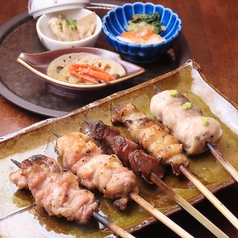 おまかせ焼き鶏５種と小鉢のセット