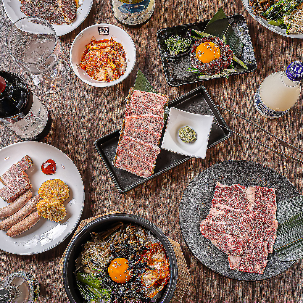 お得な食べ放題やってます！お腹いっぱいお楽しみください♪