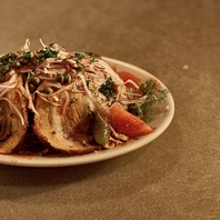 ふらっと立ち寄れてワイン飲んだり、お食事も