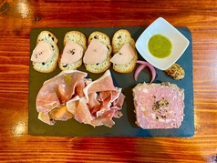 シャルキュトリーの盛り合わせ