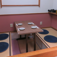4名テーブル1席