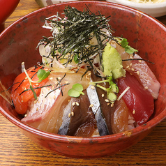 鮮魚の胡麻漬け丼