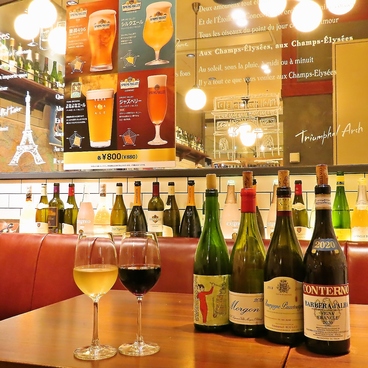 ワイン食堂 旅する子ブタ 渋谷ヒカリエ店の雰囲気1