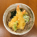 料理メニュー写真 海老天そば