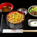 料理メニュー写真&nbsp;山椒香る肉たくユッケ重定食