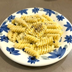 ゴルゴンゾーラのショートパスタ (少しゆで時間ください)