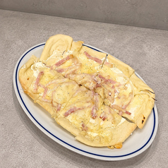 タルトフランベ（アルザス風ピザ）