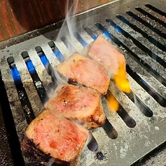 牛タンと馬肉とクリスピー餃子　ひまわり　［精］　人形町はなれのコース写真