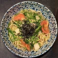 緑野菜の和風スパゲティー生トマト仕立て