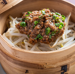 種類豊富な小皿料理も390円からご用意ございます♪おすすめ料理はお気軽に店員にお声がけください！