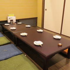 【ゆったりお寛ぎ頂けます♪】5名様～ご利用できるお座敷をご用意しております！少人数の宴会やデート、接待、食事会などに◎広々としたお席ですので、ゆっくりとお寛ぎ頂けます♪お座敷の個室は5名様からご利用可。最大12名様、20名様の個室があります。