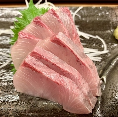 ヒラマサ刺し