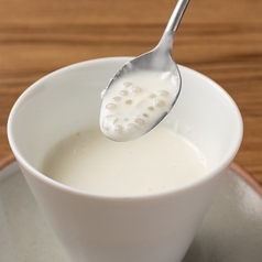 タピオカ入りココナッツミルク