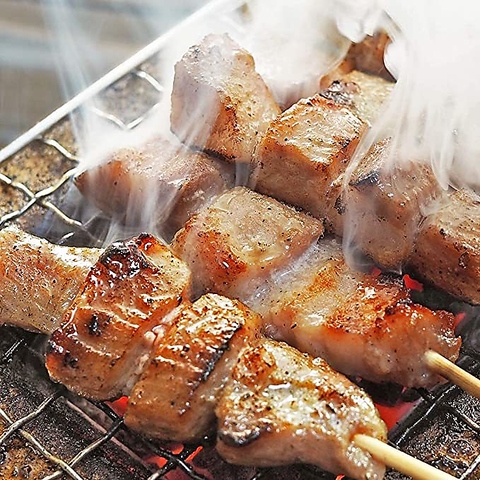 三河、岐阜の新鮮な豚肉を使用した焼きとん串！の写真