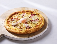 カルボナーラピザ