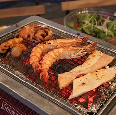 冬の味覚を楽しむランチなら牡蠣小屋で！