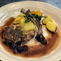 ラム肉の香草焼き