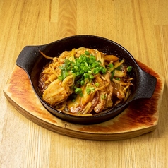 鉄板豚キムチ炒め