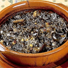 イカ墨のお米料理　Arroz negro