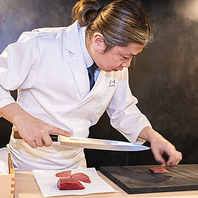 世界的リゾート「アマン」出身のシェフ”的場圭司”