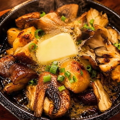 今が旬!4種キノコのバター醤油ソテー