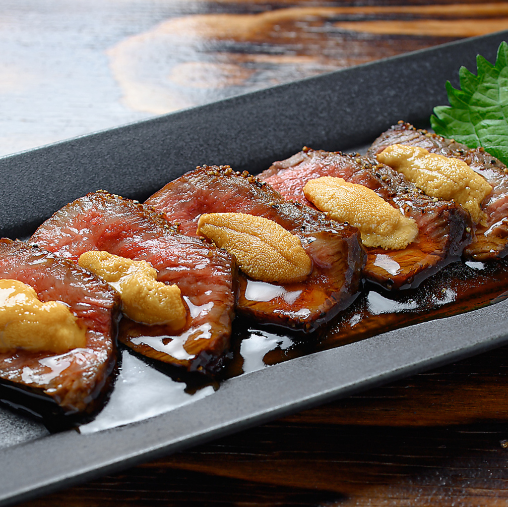 岩手が誇る前沢牛と三陸産生雲丹のコラボ『雲肉(うにく)』