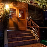 【高台にあるレストラン】ディナータイムは夜景を眺めながら、季節により花火大会もお愉しみいただけます。