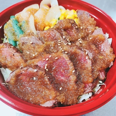 国産黒毛和牛のステーキ丼