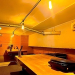 ロフトをのぼるとゆったり寛げる座敷がございます！各種飲み会や女子会などの大型宴会も大歓迎！