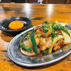 味噌焼き牛ホルモン(月見)