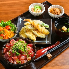 漬けマグロ丼鎌倉御膳